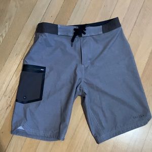 Tavik Modern Beach Culture Shorts, size 32